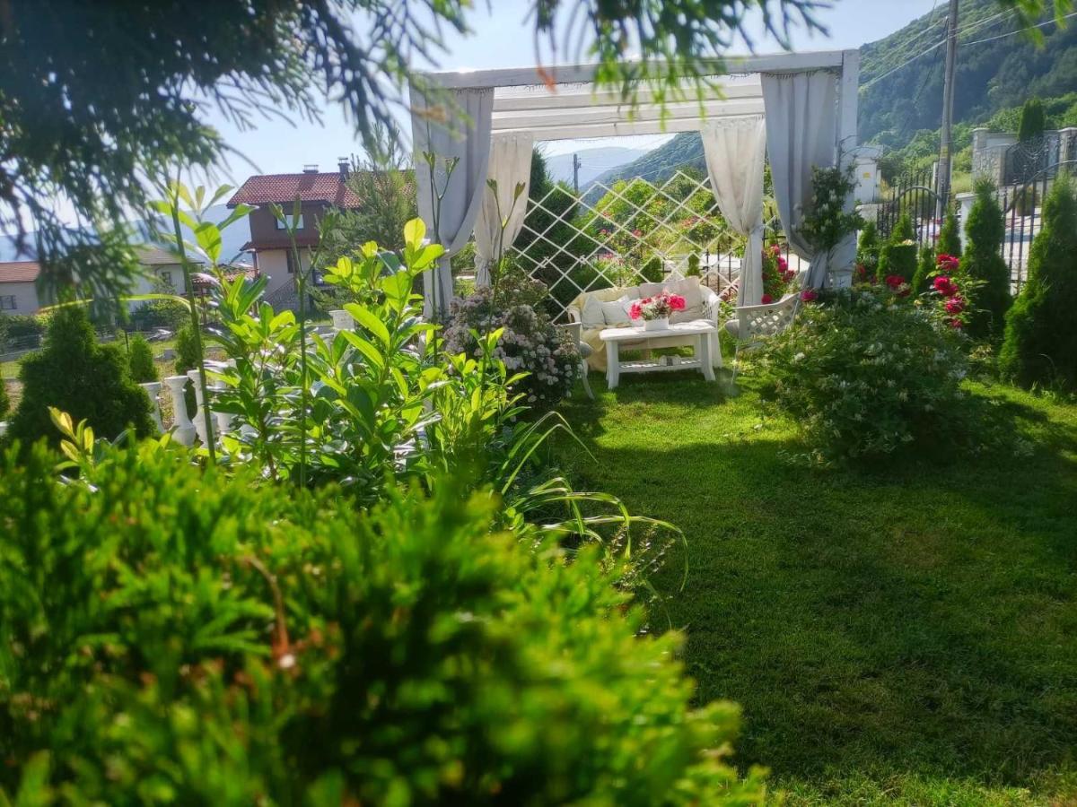 Appartement Белият Кът à Sapareva Banya Extérieur photo